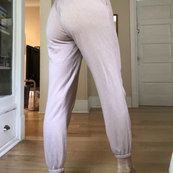 Light pink Old Navy sweatpants - Picture 2 of 2